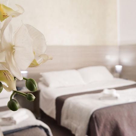 נאפולי Hotel Colombo מראה חיצוני תמונה