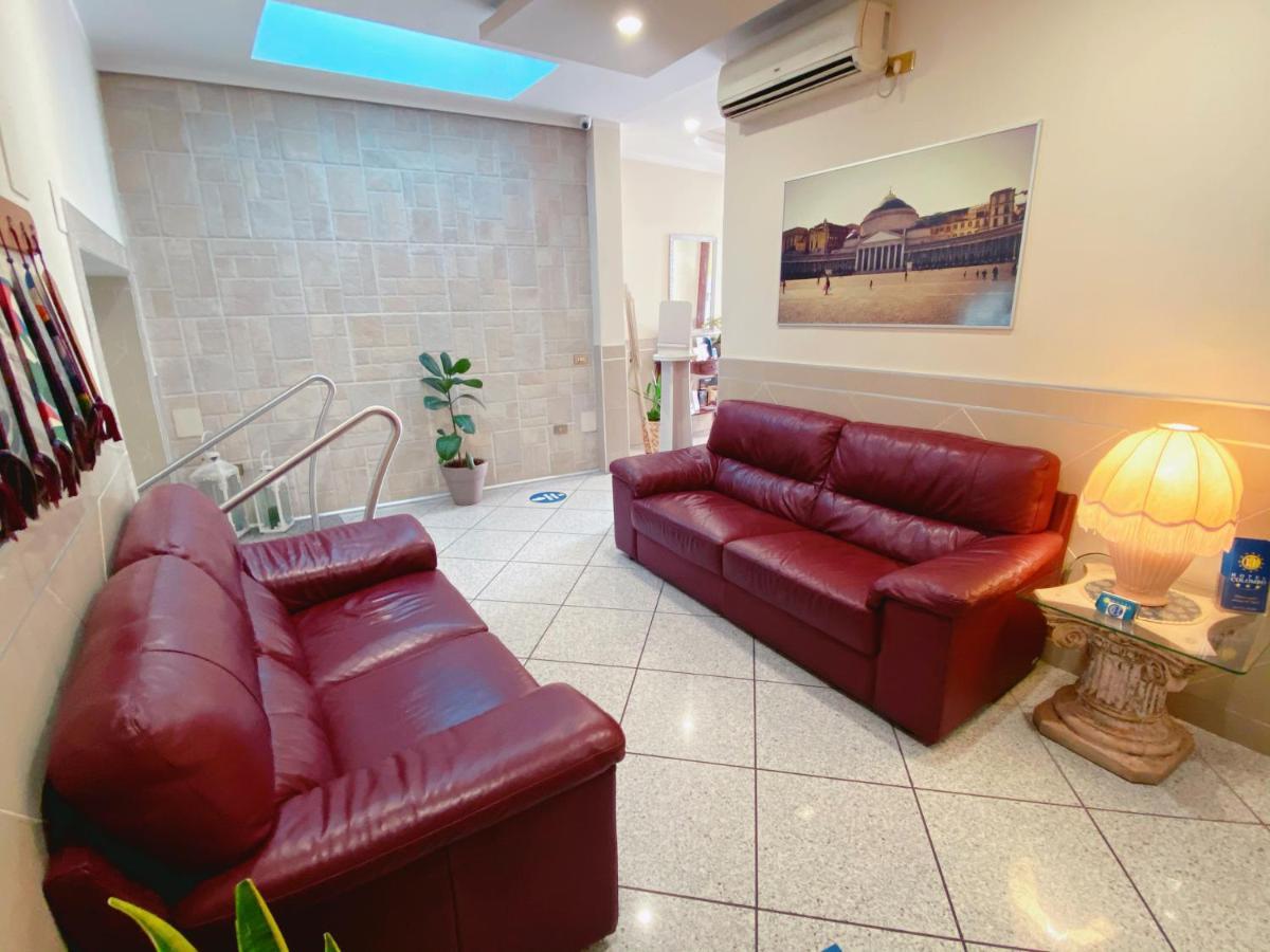 נאפולי Hotel Colombo מראה חיצוני תמונה