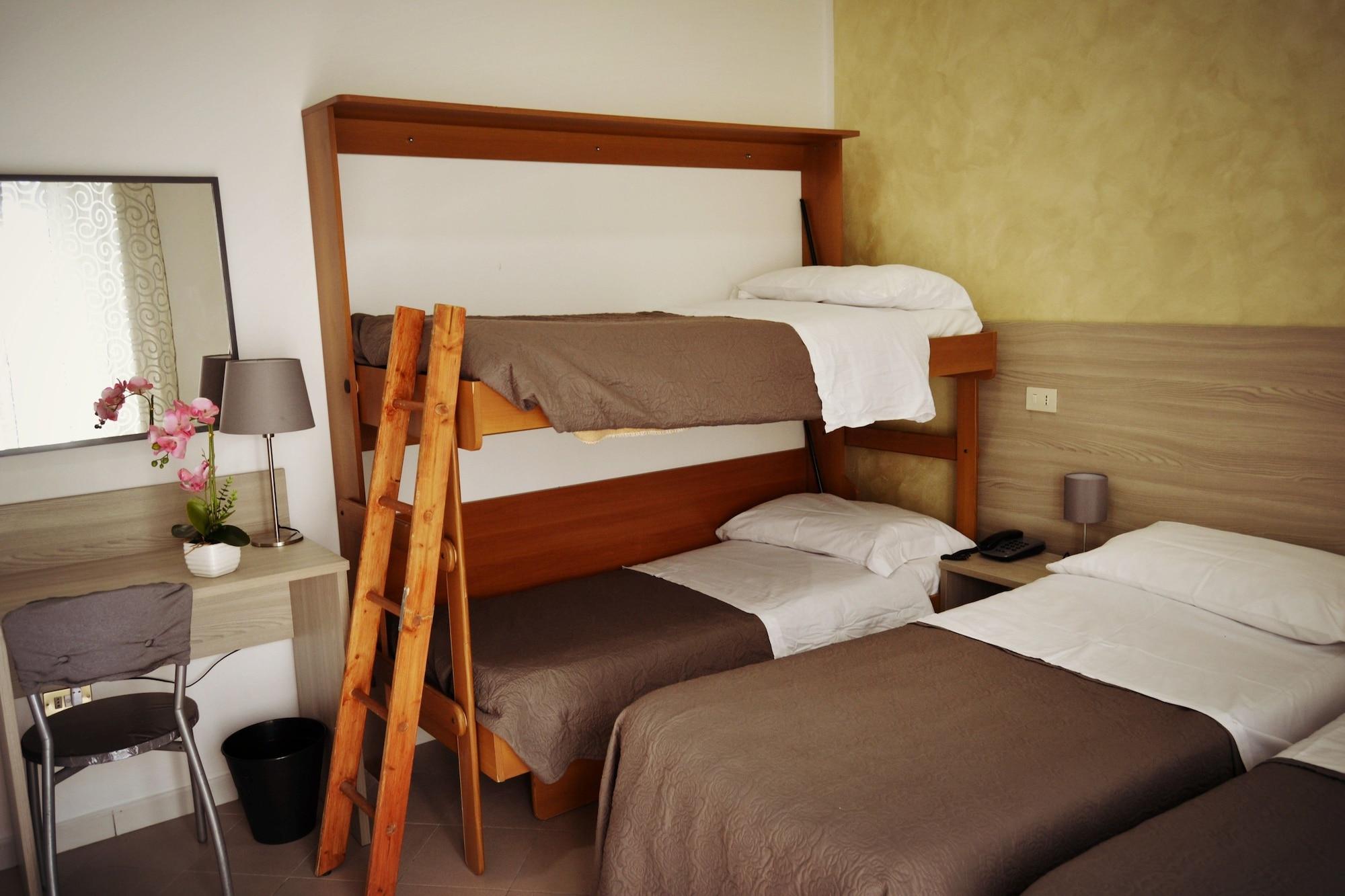 נאפולי Hotel Colombo מראה חיצוני תמונה