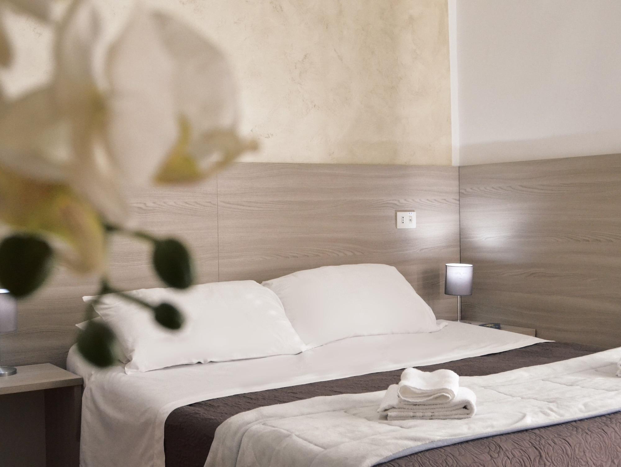 נאפולי Hotel Colombo מראה חיצוני תמונה