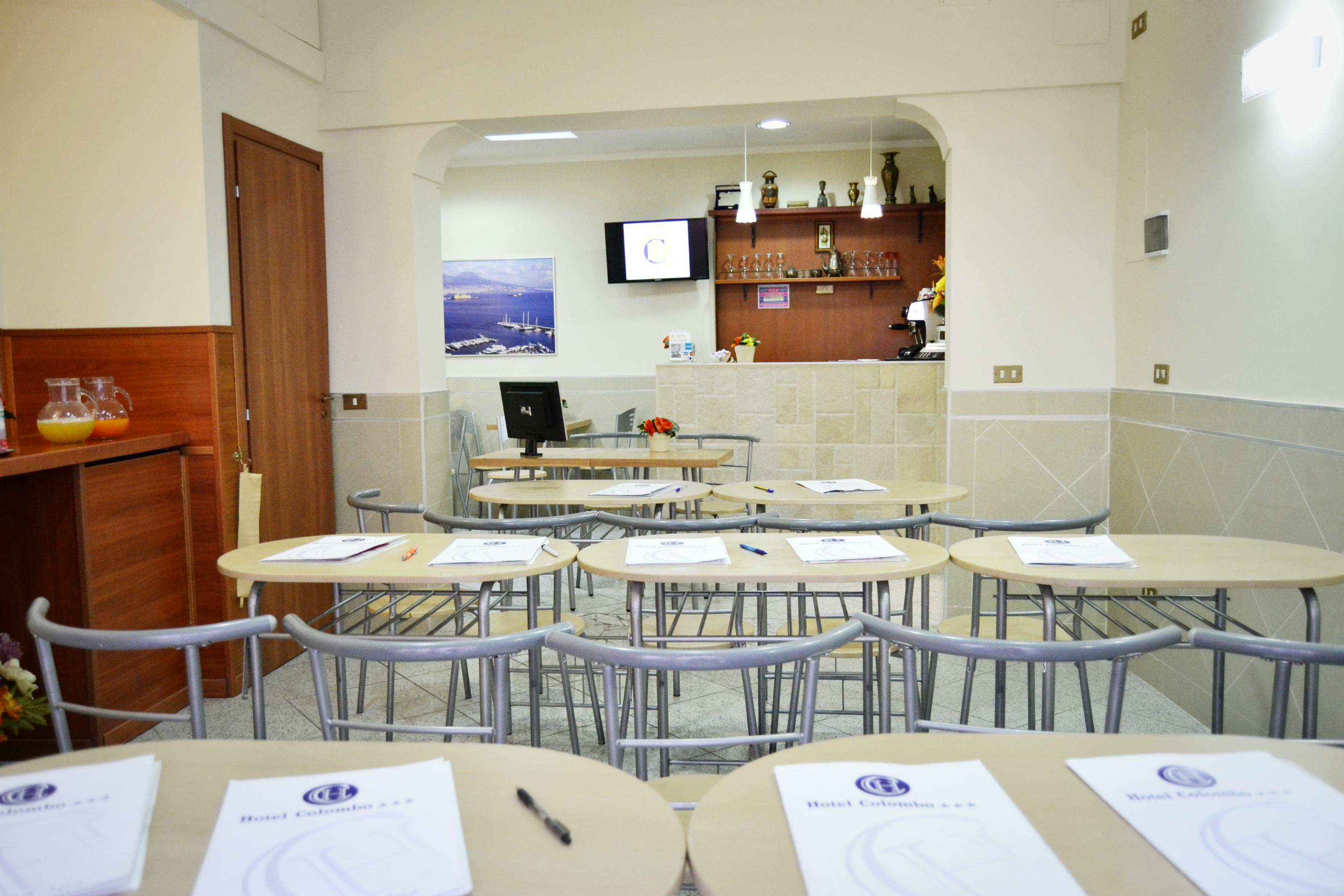 נאפולי Hotel Colombo מראה חיצוני תמונה