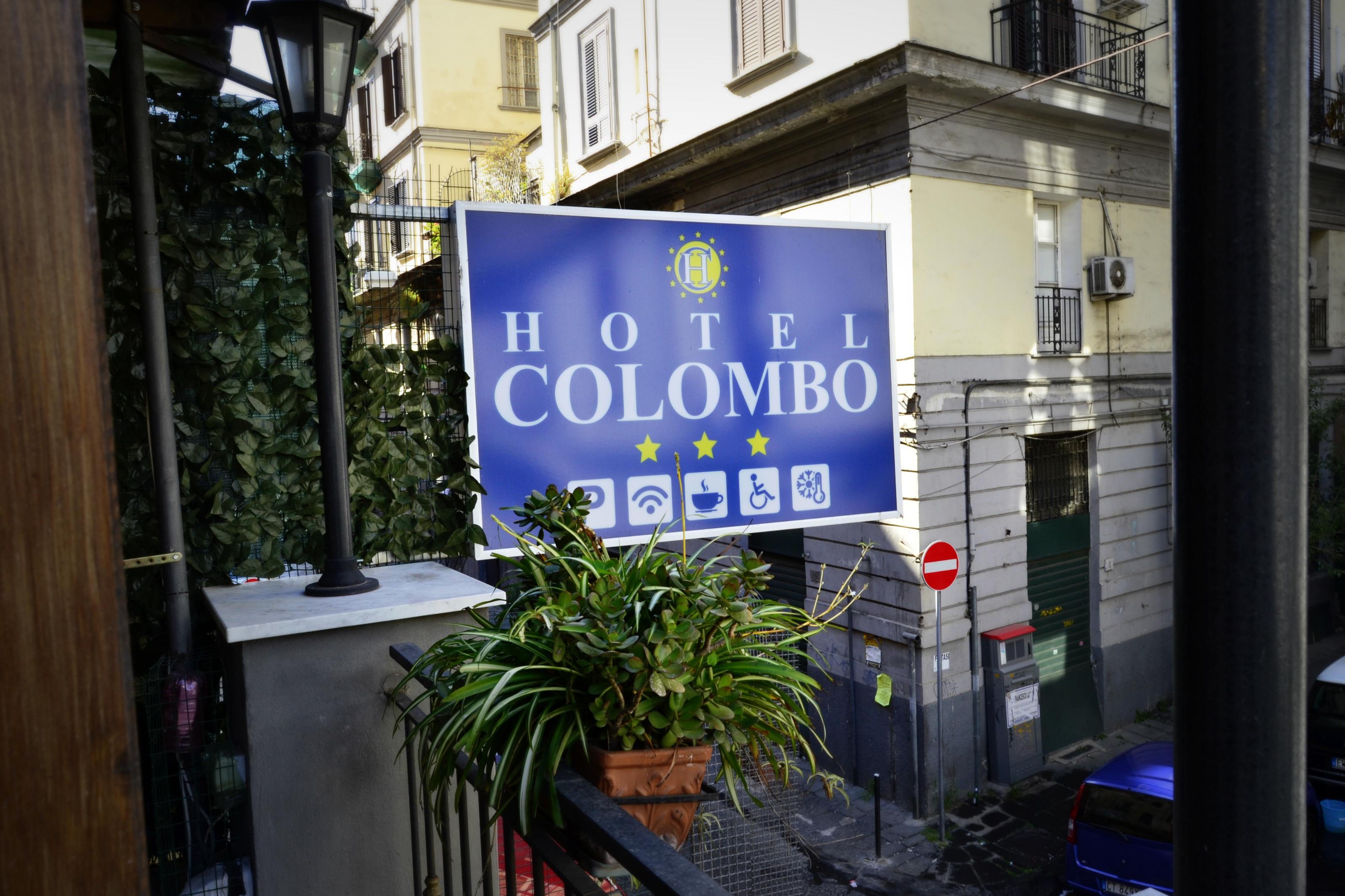נאפולי Hotel Colombo מראה חיצוני תמונה